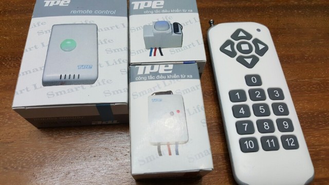 Tay điều khiển từ xa 18 nút sóng RF315